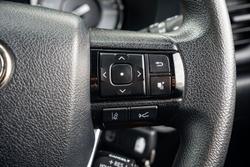 2022 Toyota Hilux SR