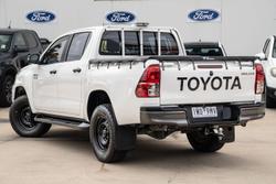 2022 Toyota Hilux SR