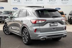 2022 Ford Escape Vignale