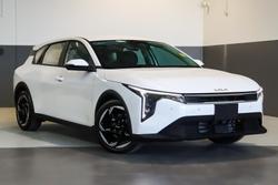 2025 Kia K4 Sport+