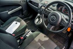 2013 Mazda 2 Neo Sport