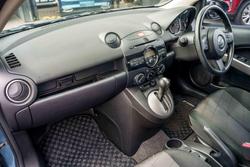 2013 Mazda 2 Neo Sport