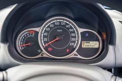 2013 Mazda 2 Neo Sport