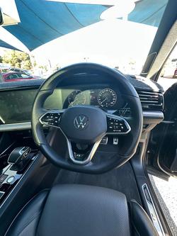 2021 Volkswagen Touareg 210TDI Wolfsburg Edition