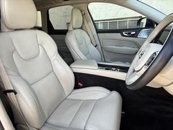 2020 Volvo XC60 D4 Inscription