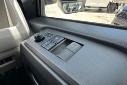 2019 Toyota Hiace Commuter