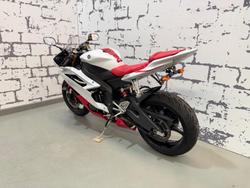 2006 Yamaha YZF-R6 R6 White
