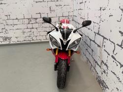 2006 Yamaha YZF-R6 R6 White