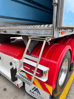 2012 Maxitrans St3 Lead A 12 Pallet -30 Reefer Double Stacker