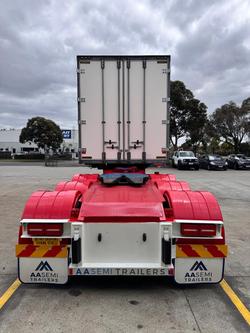 2012 Maxitrans St3 Lead A 12 Pallet -30 Reefer Double Stacker