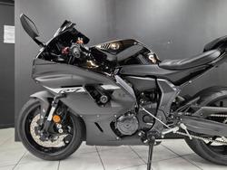 2024 Yamaha YZF-R7LA Black