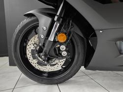 2024 Yamaha YZF-R7LA Black