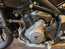 2018 Triumph Street Triple S 660 LAMS Street Triple Black