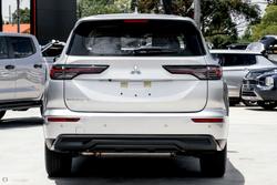 2025 Mitsubishi Outlander ES ZM MY25 Sterling Silver
