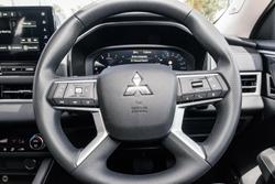 2025 Mitsubishi Outlander ES ZM MY25 Sterling Silver