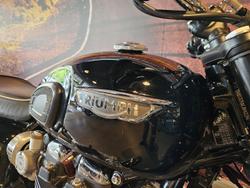 2018 Triumph Bonneville T120 Bonneville Black