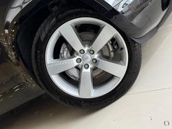 2024 Land Rover Defender 110 P400e X-Dynamic HSE