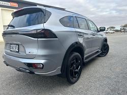 2025 Isuzu MU-X X-TERRAIN