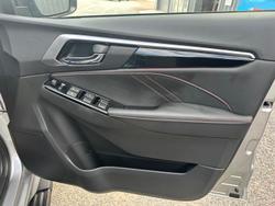 2025 Isuzu MU-X X-TERRAIN