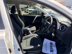 2014 TOYOTA RAV4 GX (4x4)