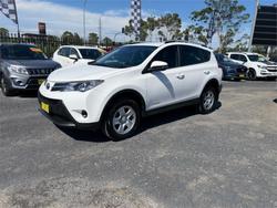 2014 TOYOTA RAV4 GX (4x4)