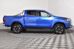 2020 Toyota Hilux SR5
