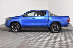 2020 Toyota Hilux SR5