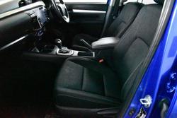 2020 Toyota Hilux SR5