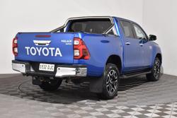 2020 Toyota Hilux SR5