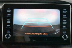 2020 Toyota Hilux SR5