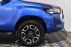 2020 Toyota Hilux SR5
