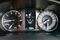 2020 Toyota Hilux SR5