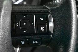 2020 Toyota Hilux SR5