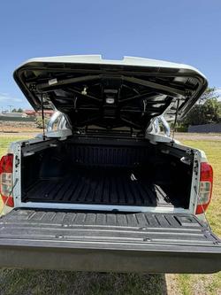 2019 Nissan Navara ST-X