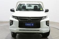 2022 Mitsubishi Triton GLX