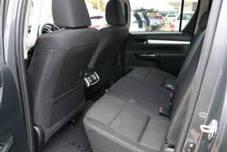 2022 Toyota Hilux SR5