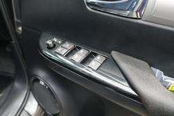 2022 Toyota Hilux SR5