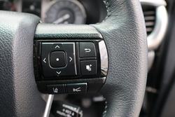 2022 Toyota Hilux SR5