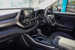 2022 Toyota Kluger GX