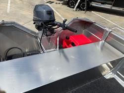 2026 QUINTREX F390 Outback Explorer