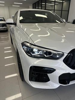 2022 BMW X6 xDrive40i M Sport