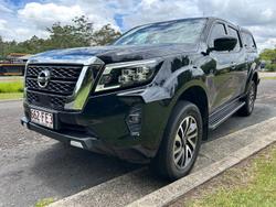 2022 Nissan Navara ST