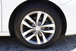 2017 Hyundai i30 Active PD MY18 Polar White