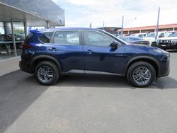 2025 Nissan X-TRAIL ST