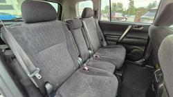 2010 Toyota Kluger KX-R