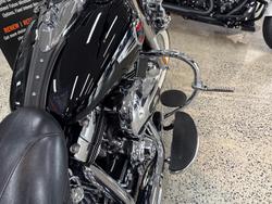 2017 Harley-Davidson Heritage Softail Classic 1690 (FLSTC) Softail Black