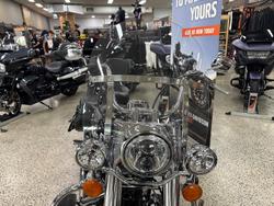 2017 Harley-Davidson Heritage Softail Classic 1690 (FLSTC) Softail Black