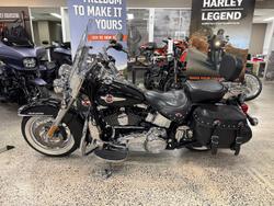 2017 Harley-Davidson Heritage Softail Classic 1690 (FLSTC) Softail Black