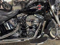 2017 Harley-Davidson Heritage Softail Classic 1690 (FLSTC) Softail Black