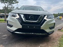 2022 Nissan X-TRAIL ST